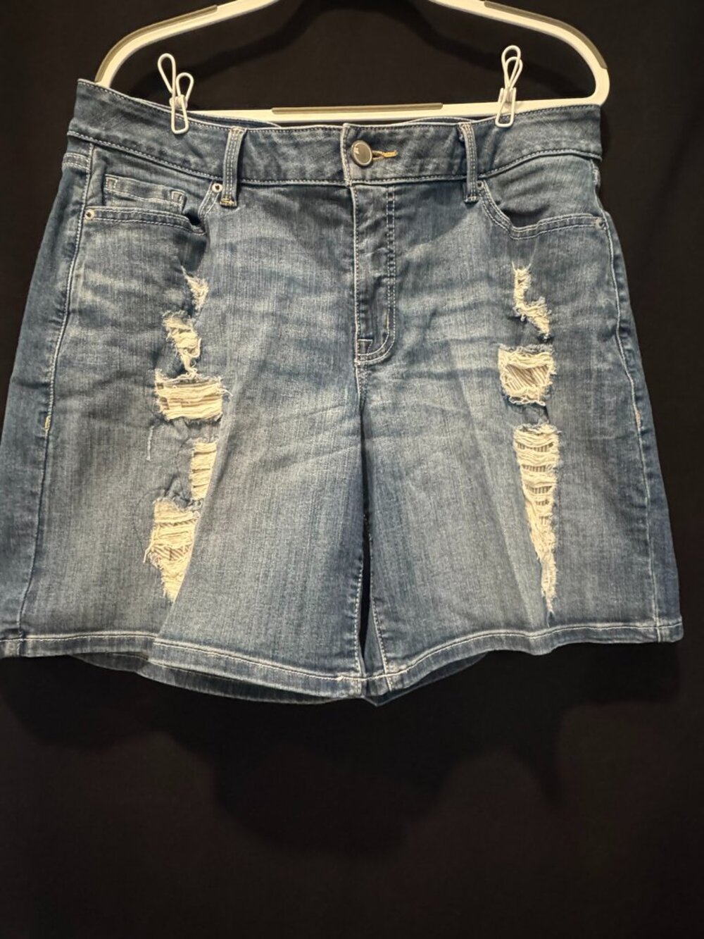 Lane Bryant Medium-Wash Distressed Denim Shorts, size 16